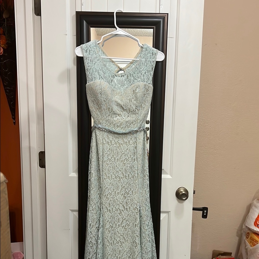 Sequin Hearts Lace Dress in Soft Gray